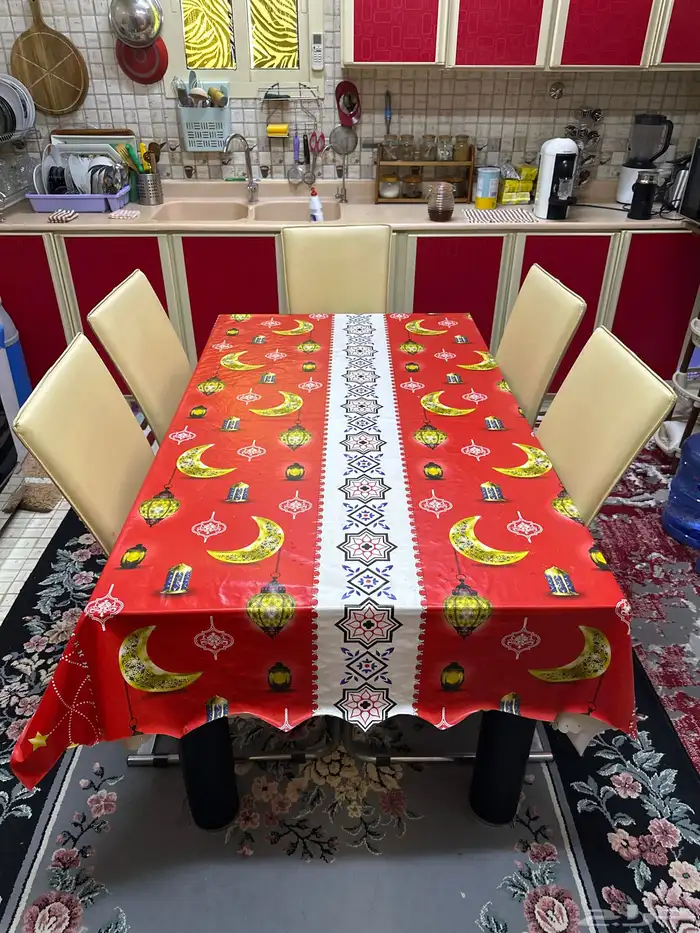 للبيع اثاث مستخدم بحاله ممتازة 6