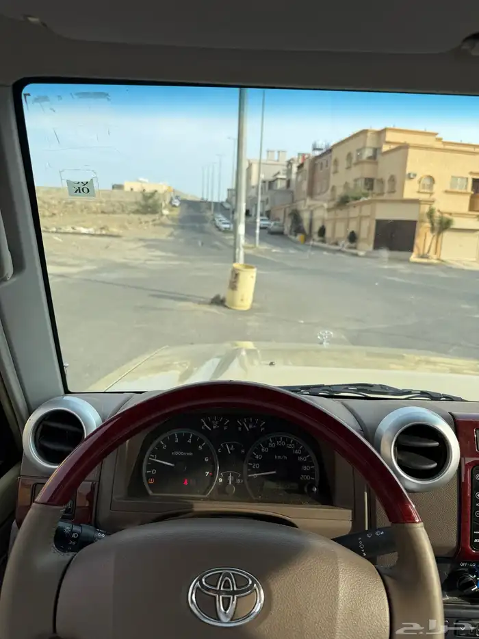 تويوتا شاص 2021 فل كامل سلق مخزن عداد 61 الف وكالة 21