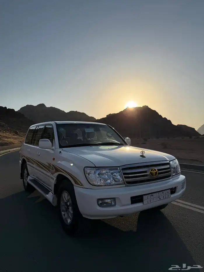 للبيع جيب جكسار جي اكس ار لاندكروزر موديل 2006 8