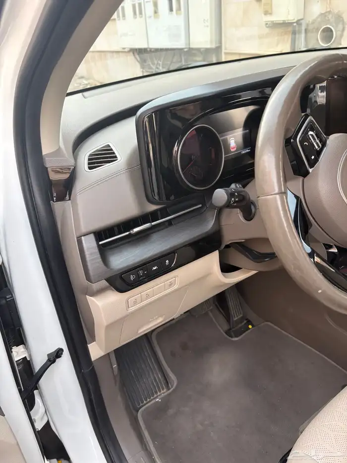 كيا كرنفال 2022 ديزل وكالة 12