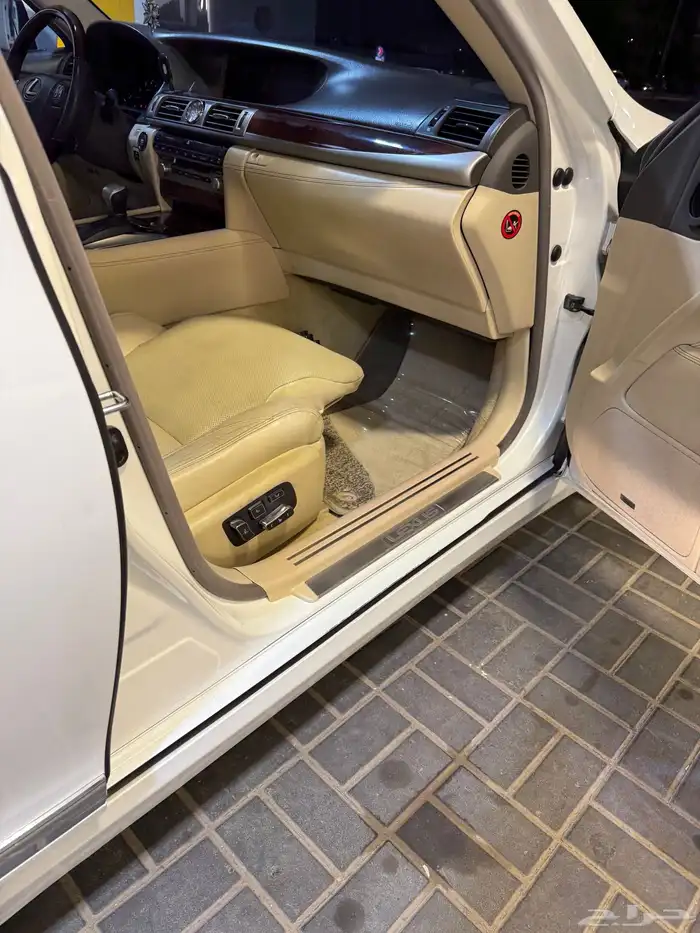لكزسLS460Lعبداللطيف جميل بيشه 12