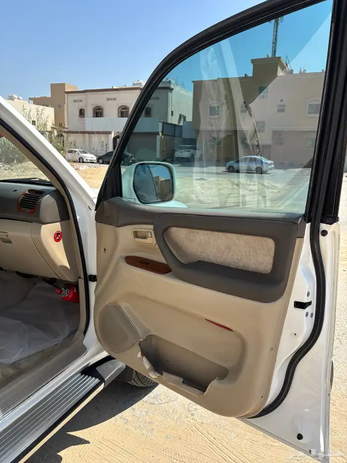 لاندكروزر 2004 11