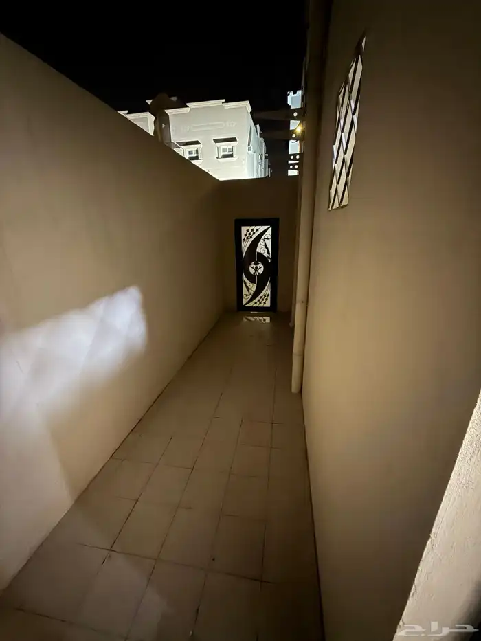 شقة عوائل للايجار بحي الحفيرة ( الجوهرة)ب17400 5