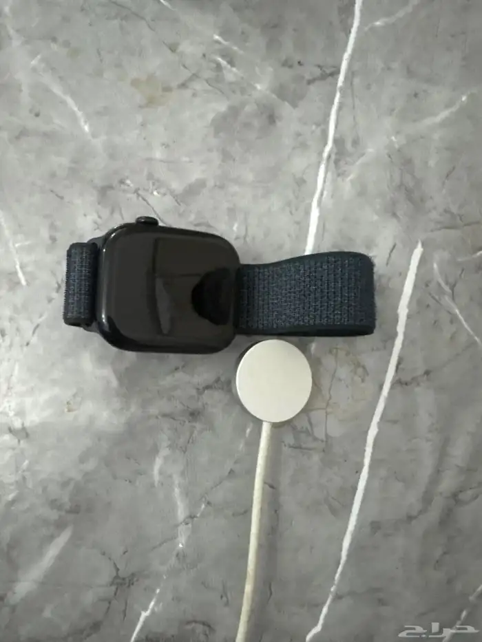 ساعه ابل الجيل العاشر جديده مع الشاحن 1