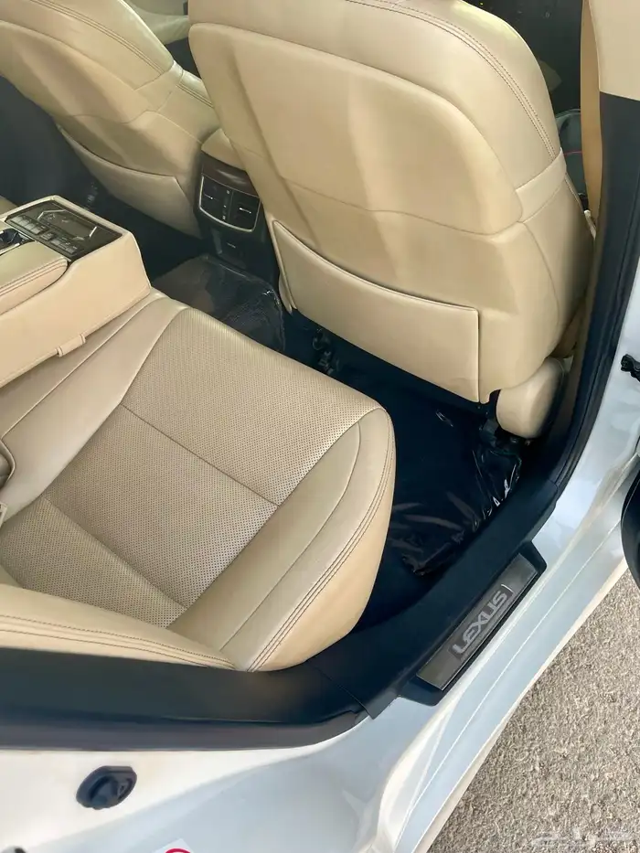 لكزس جي اس GS 350 2014 24