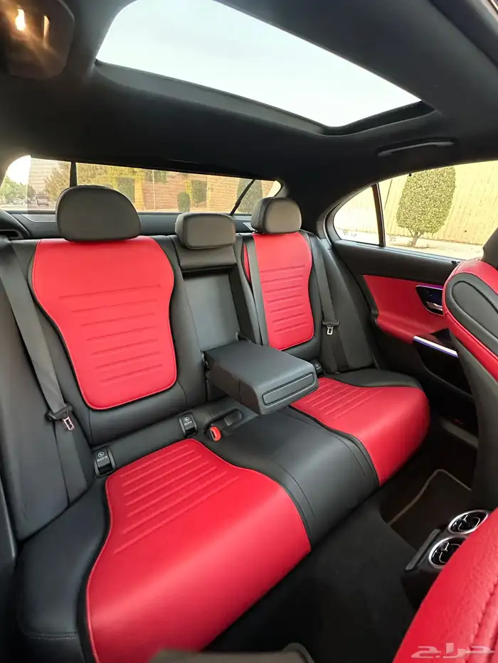 مرسيدس C300 ماشي 47 الف بحاله الوكاله 16
