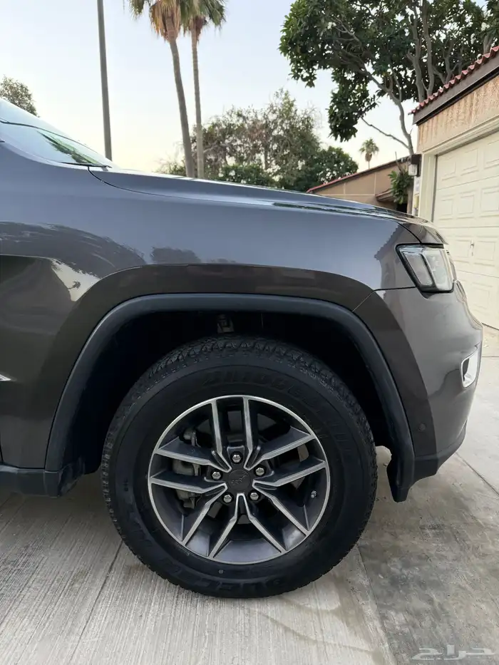 Grand Cherokee 2019 7