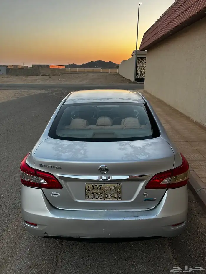 نيسان سنترا 2015 2