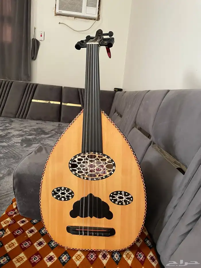 عود موسيقي 0