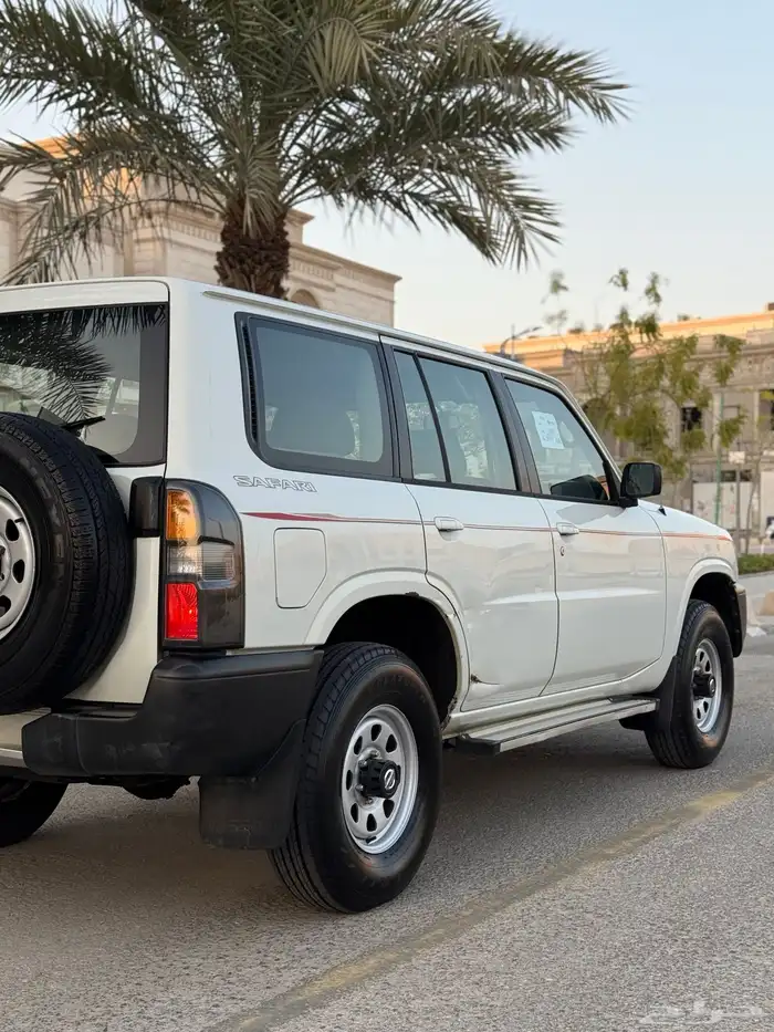 نيسان باترول GL 2009 وكالة 16