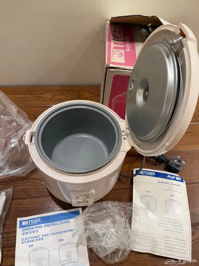 طباخ أرز من شركة تايجر اليابانيه rice cooker 2