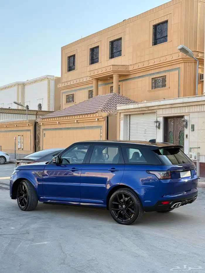 رنج روفر SVR مديل 2021 1