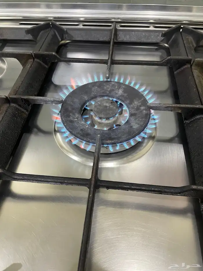 فرن ايطالي نظيف للبيع 8