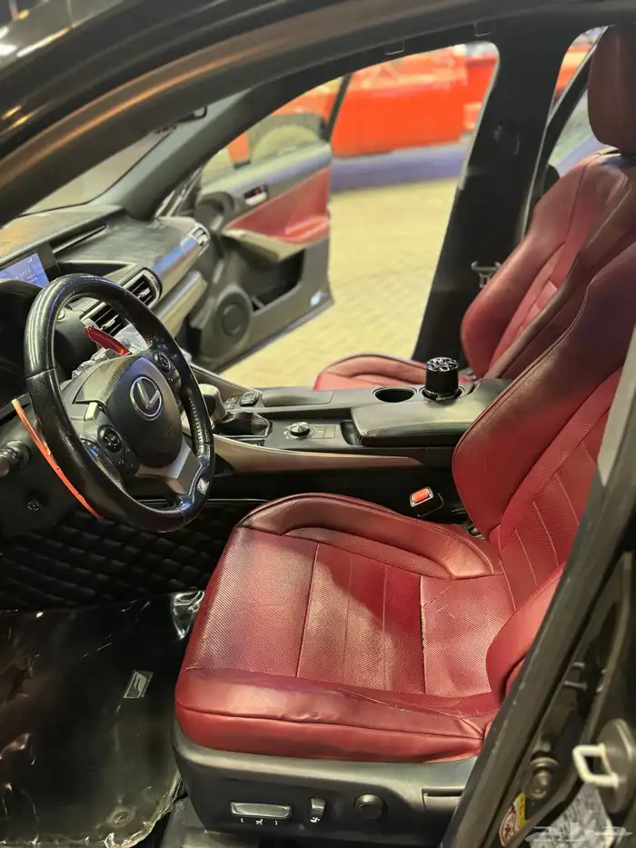 لكزس is350 F سبورت نظيف 13