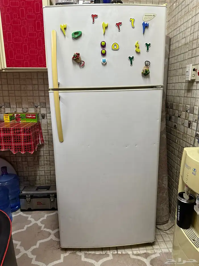 للبيع اثاث مستخدم بحاله ممتازة 3