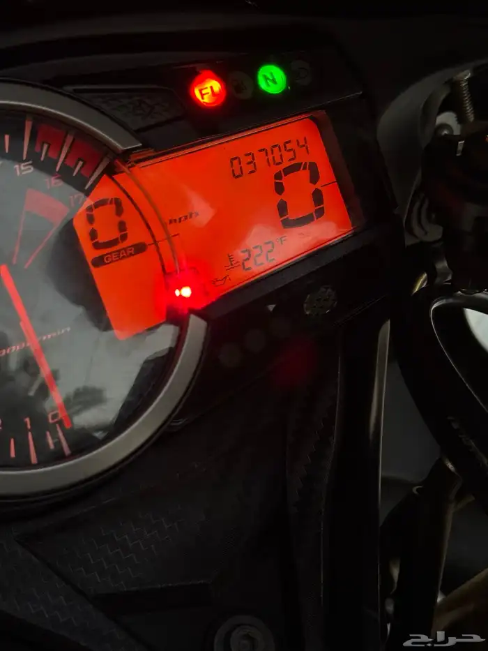 Suzuki GSXR-750 دباب ريس سزوكي 8