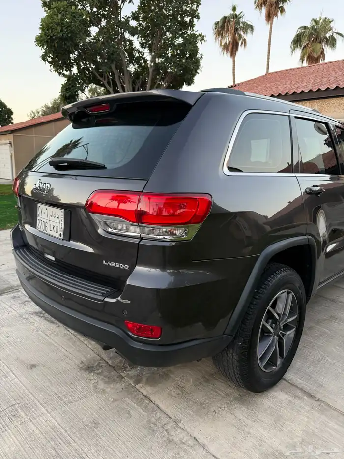 Grand Cherokee 2019 15