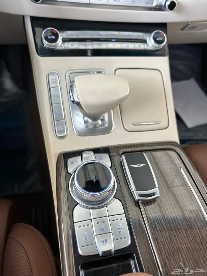 جنسس  G90  فل كامل   2020 31