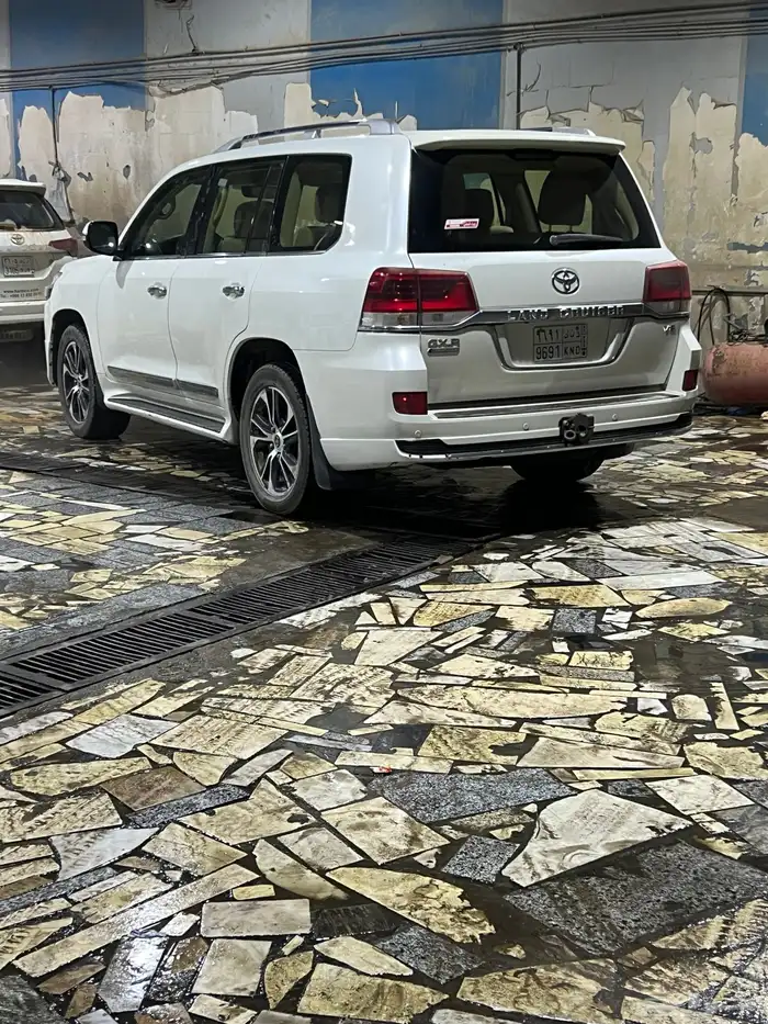 لاندكروزر سوم 164 1