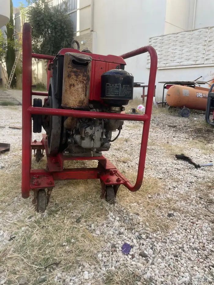 ماطور مولد كهربا 3كيلوات كابوتا ياباني شغال نظيف جدا 2