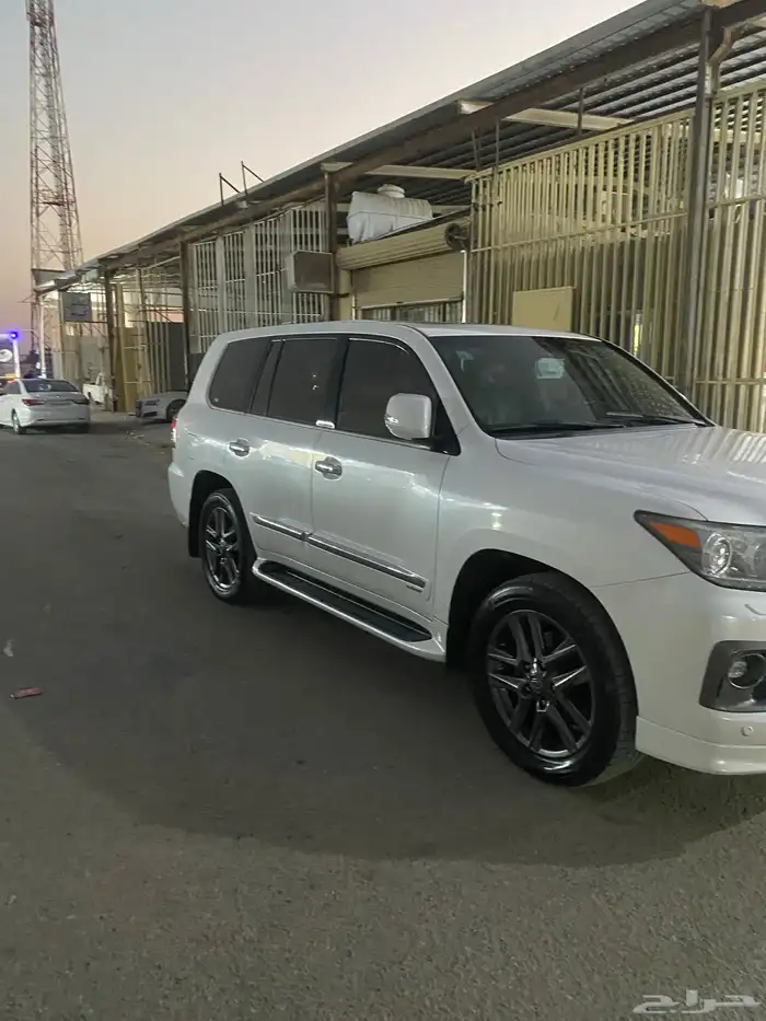 لكزس 2015 DDالممشى 245000 9