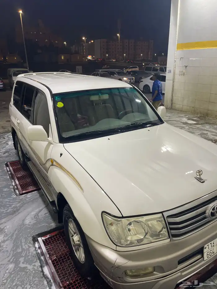 جيب لاندكروزر GXR 3