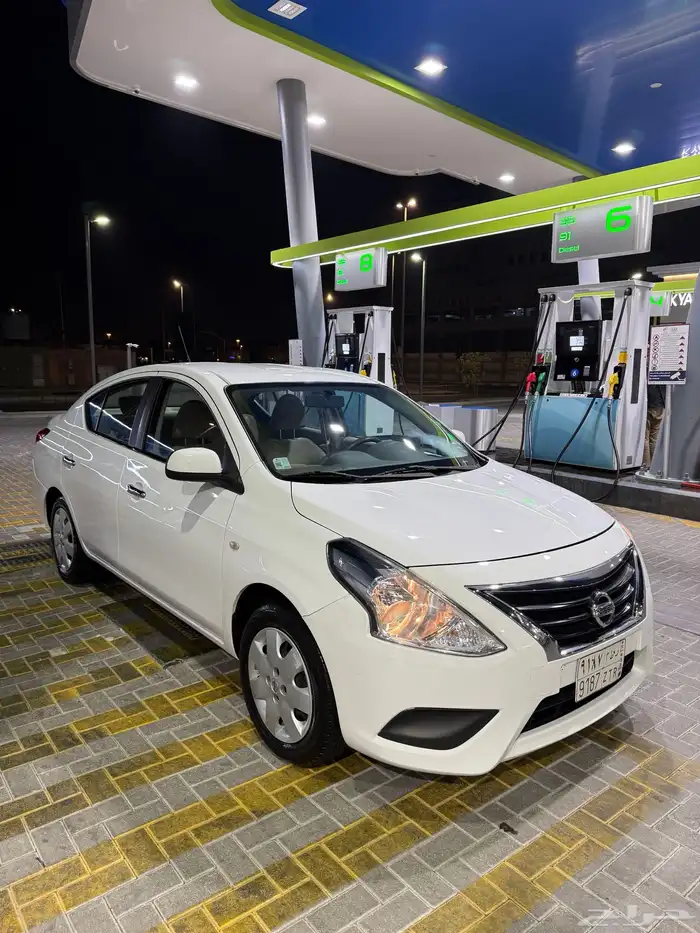 نيسان صني 2022 نظيفة 0