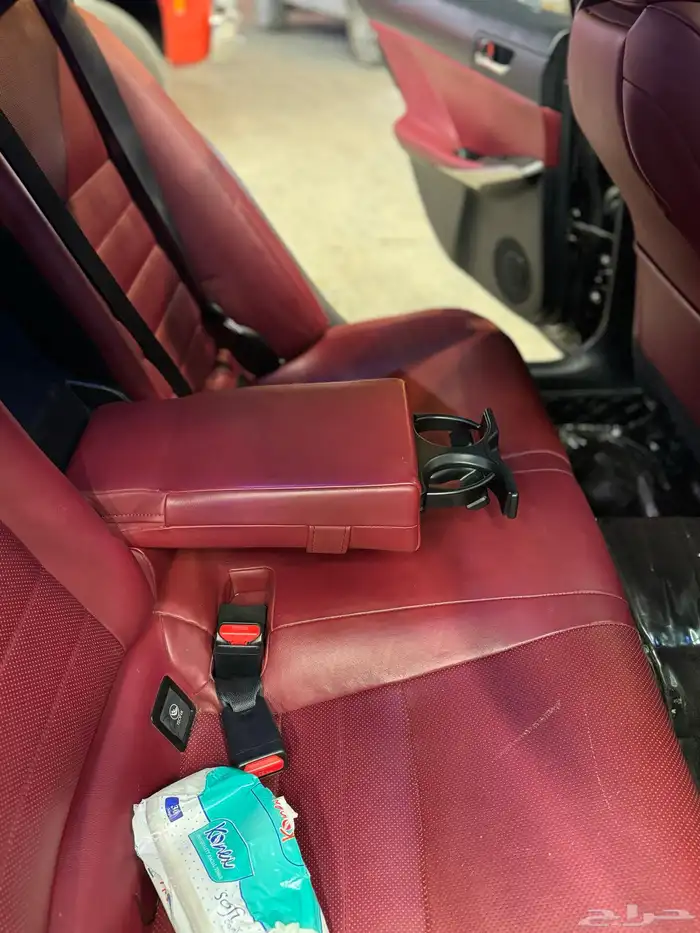 لكزس is350 F سبورت نظيف 21