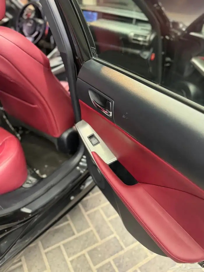 لكزس is350 F سبورت نظيف 20