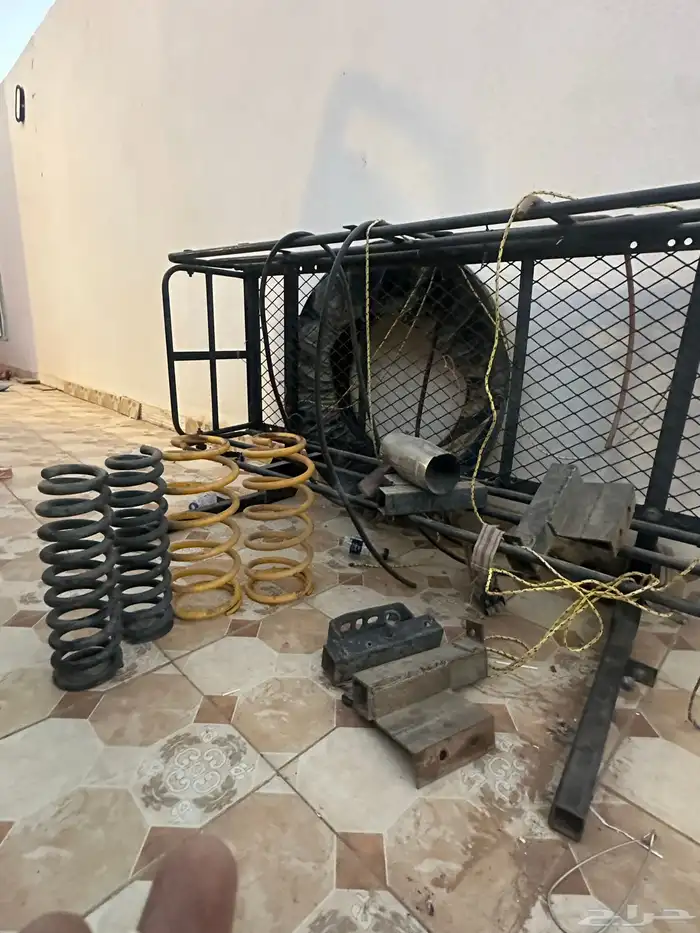 يايات استرالي اف جي مع سلة عفش 1