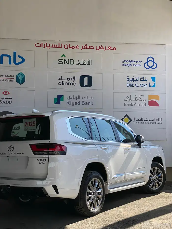 تويوتا لاندكروزر VX.R Z 2025 خليجي اصفار اقل سعر في السوق 5