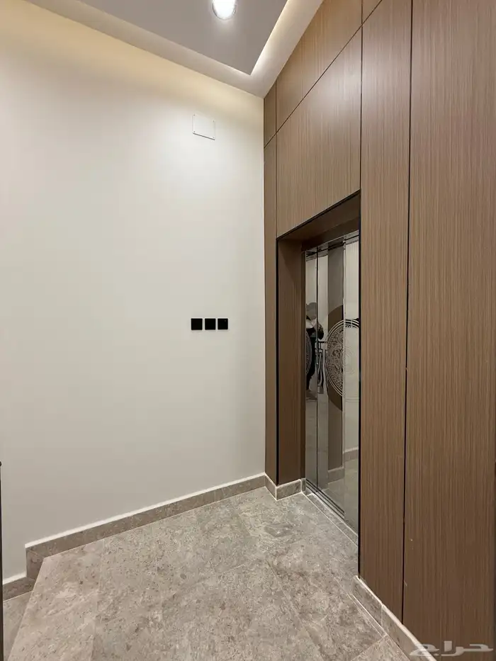 للبيع روف علوى وملحق تصميم مودرن خلف حديقه المليون750الف 1