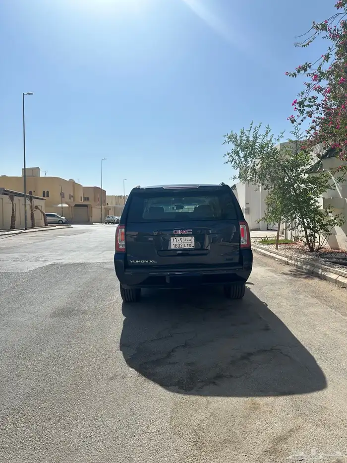 جي ام سي يوكن XL وكاله sle 2
