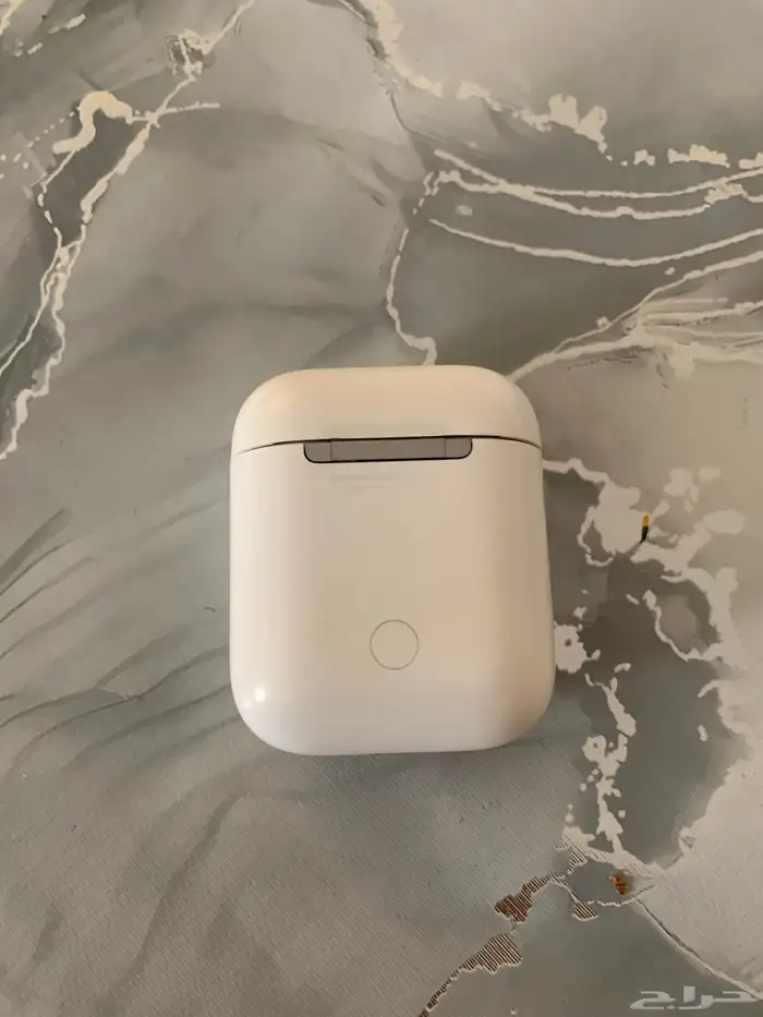 علبة اير بودز الجيل 2 نضيفه 1