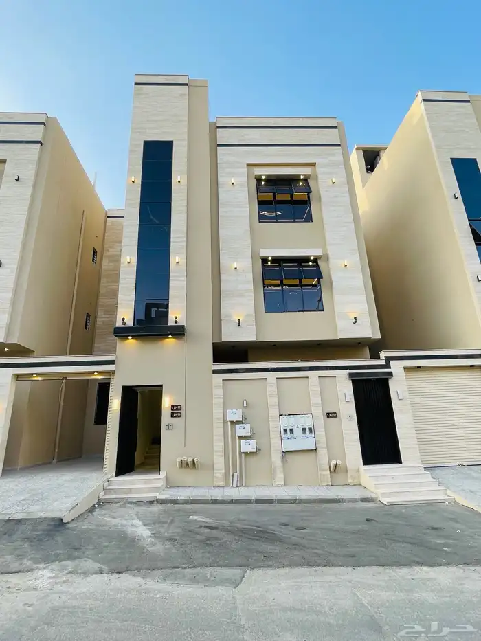 للبيع شقق علوي مع سطح خاص بحي الضيافة بسعر 520 ألف فقط 0