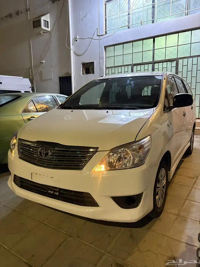 تويوتا أنوفا مديل 2012 استخدام شخصي 0