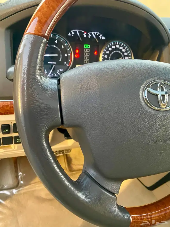 تويوتا لاند كروزر 2015 29