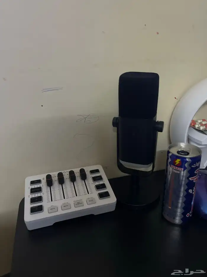 مايك و مكسر فيفاين مستخدم شهر فقط مع اسلاكهم كامله 1