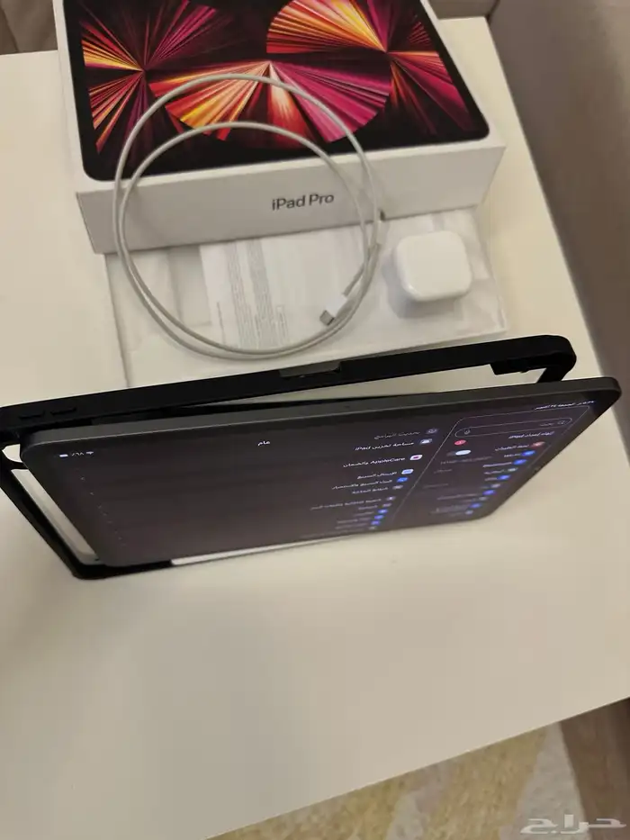 للبيع iPad Pro 11 الجيل الثالث 256GB قلم Apple رمادي فلكي 9