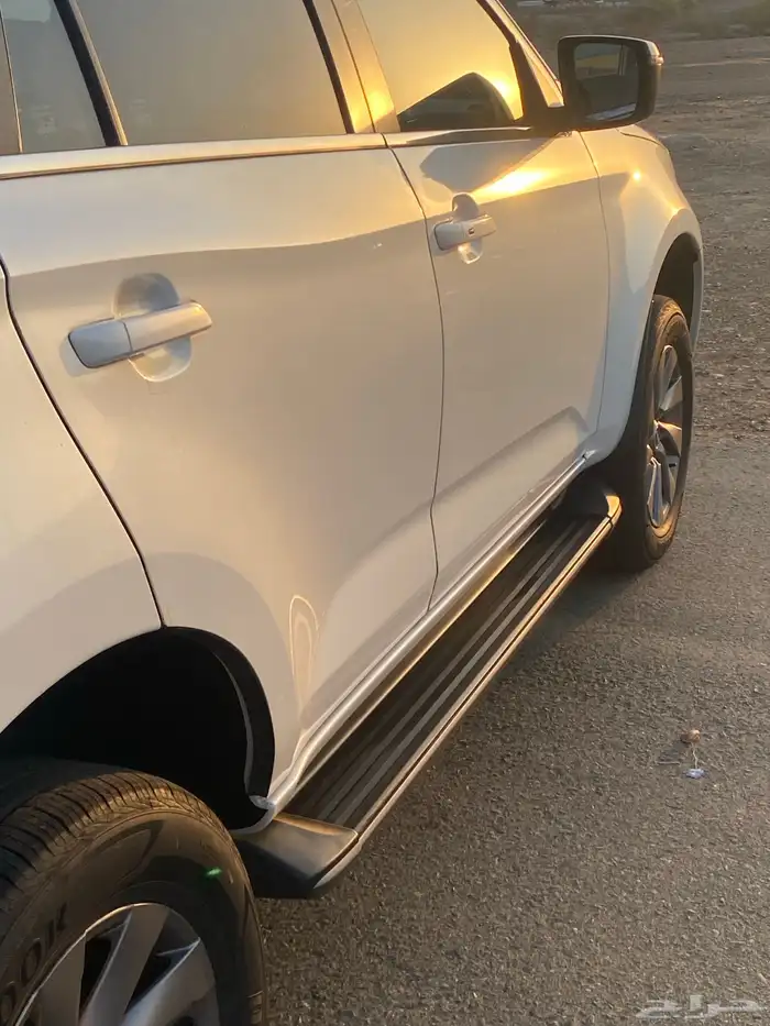 ايسوزو ام يو اكس موديل 2023 فل كامل 5