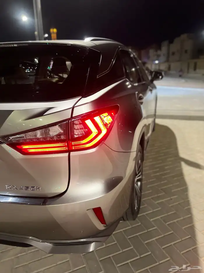 جيب لكزس RX450h هايبرد موديل 2017 44