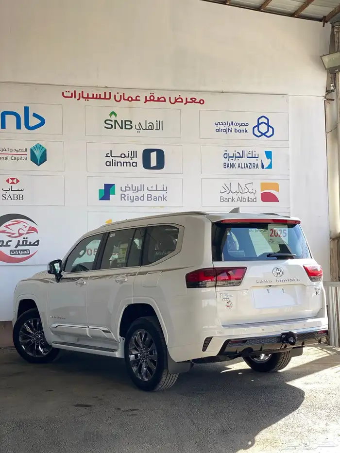 تويوتا لاندكروزر VX.R Z 2025 خليجي اصفار اقل سعر في السوق 7