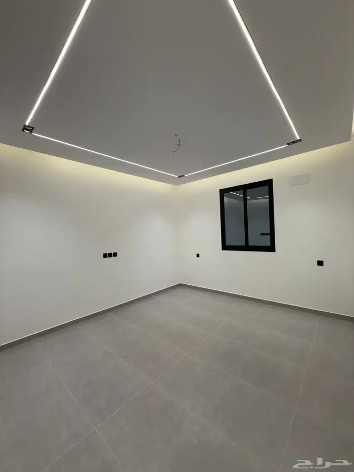 شقق علويه 6 غرف بتصميم مودرن وسط الخدمات-بسعر 580الف فقط 18