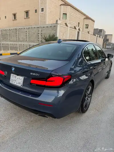 بي ام دبليو 520i موديل 2023 index