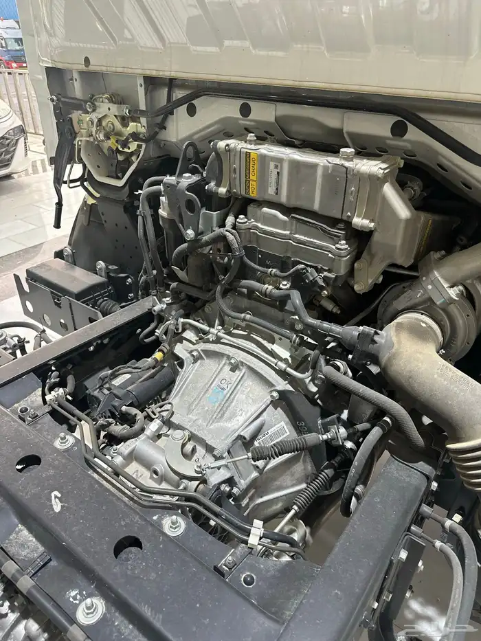 دينا ايسوزو 6 طن NQR75L شاسيه قصير 5.67م -2025 4