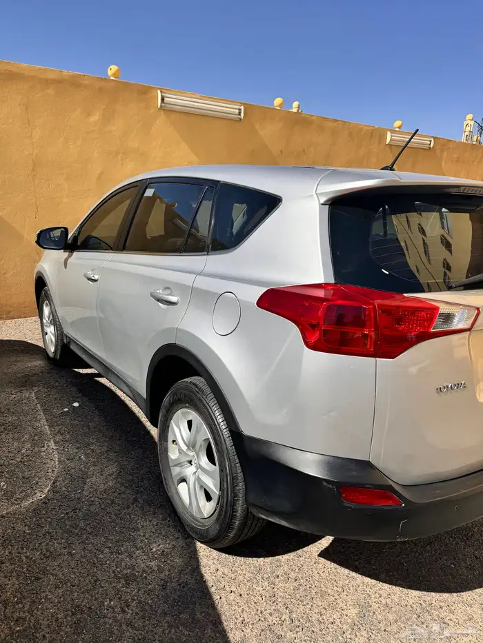 Toyota RAV4 2015 18
