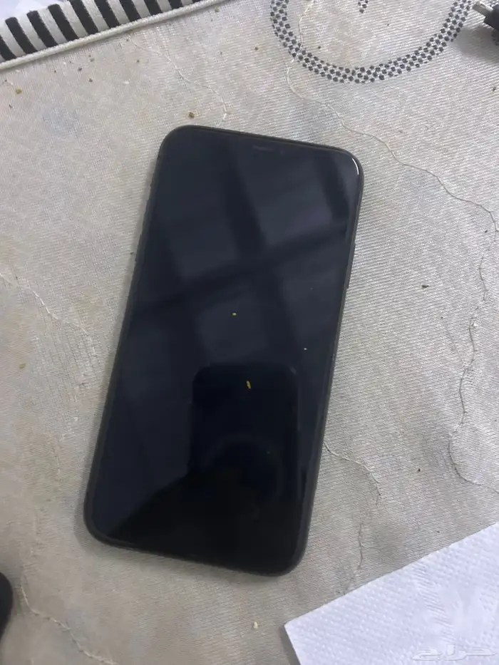 ايفون 11 العادي 0