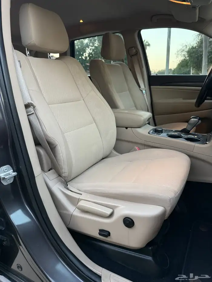 Grand Cherokee 2019 33