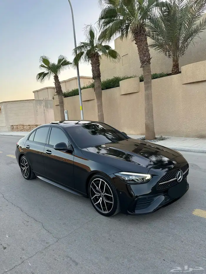 مرسيدس C300 ماشي 47 الف بحاله الوكاله 42