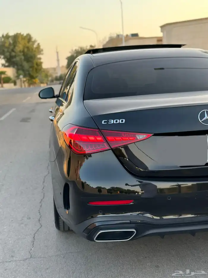 مرسيدس C300 ماشي 47 الف بحاله الوكاله 7